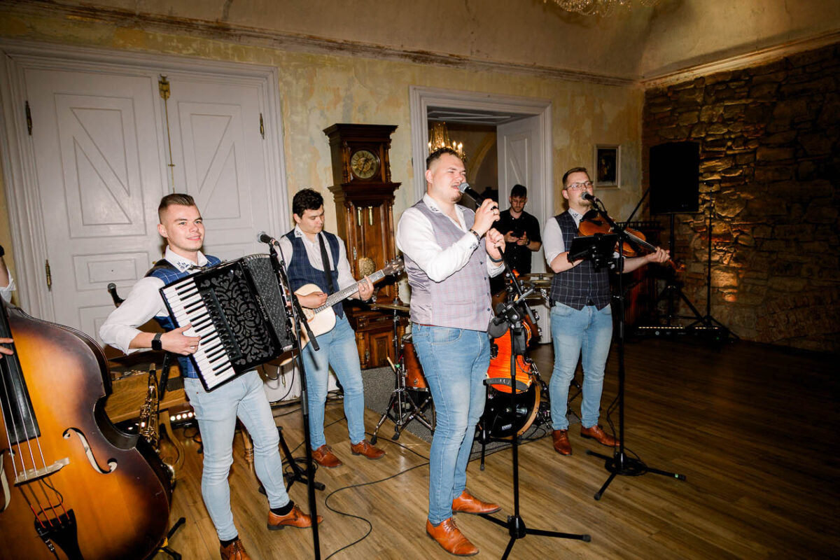 kristina-a-radoslav-svadba-v-kastieli-petrovany-171